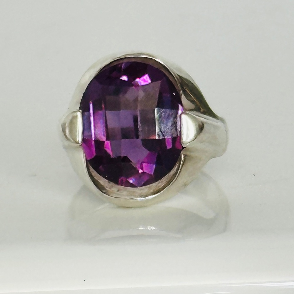Basket weave cut amethyst ring gorgeous 
size 12 
sterling silver 
17.4 grams